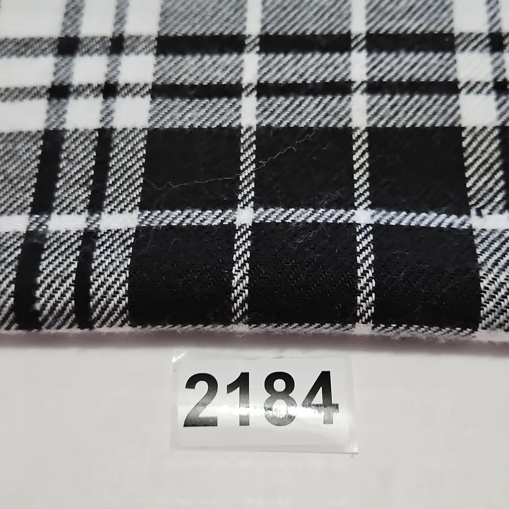 Trezo Black and White Long Blanket Style Plaid Scarf 12.5x72